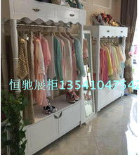 珠宝服装展示柜图片